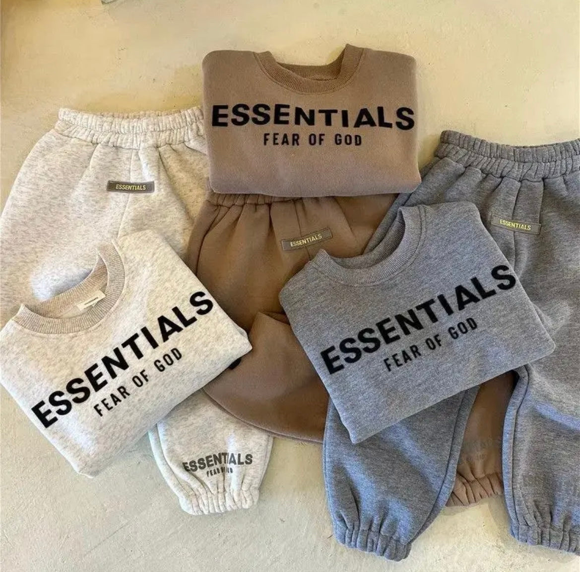 ESSENTIAL JOGGER SET (PRE-ORDER)